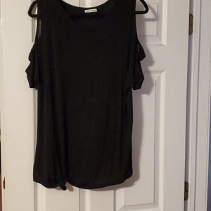 Cold shoulder, short sleeve with ladder detail